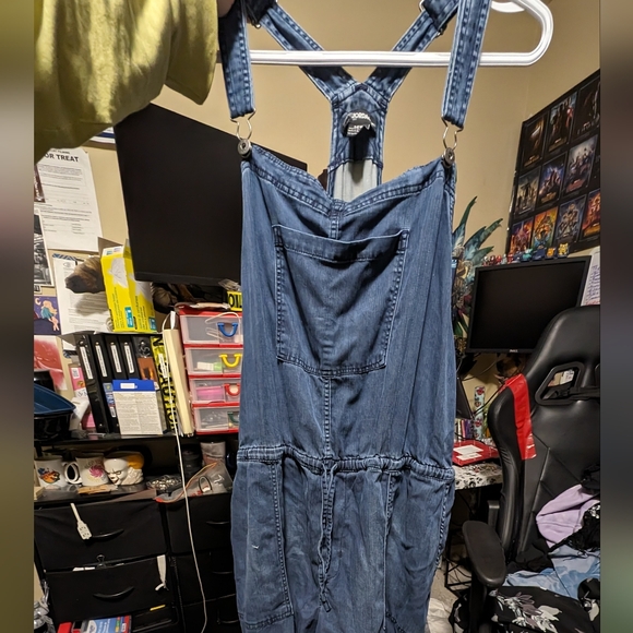 Plus size pants, shorts overalls bundle - Picture 14 of 14